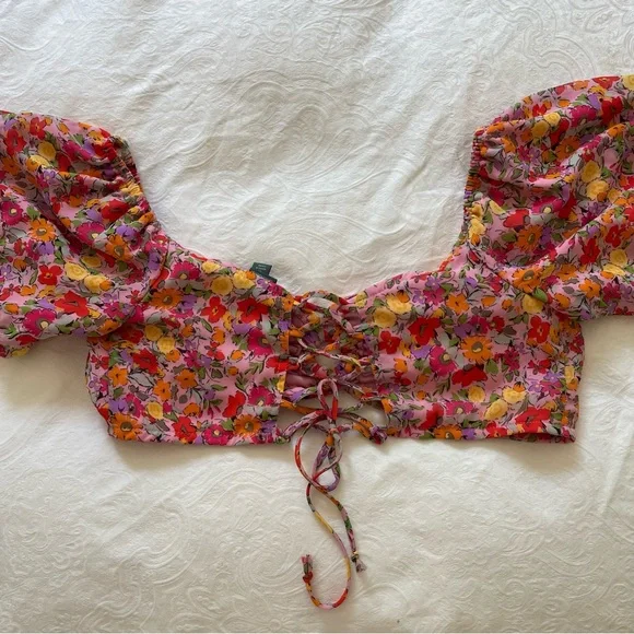 Floral Top - Picture 3 of 5